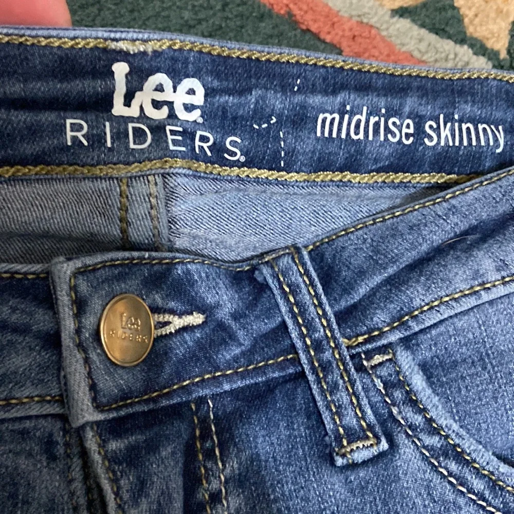 LEE Riders - Picture 2 of 5